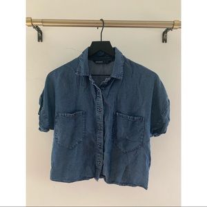 Cropped denim button short sleeve top